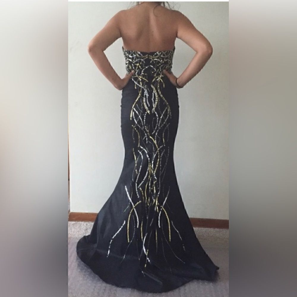 Jumps Apparel Strapless Black gown with silver and gold sequins Size 5/6 - Picture 4 of 11